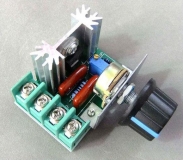 Мощный электронный симисторный регулятор напряжения на 2000 Вт для электронных устройств регулирования освещенности/скорости/температуры