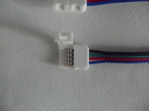 Плоский 4-х контактный соединитель для светодиодных RGB-лент шириной 10 мм