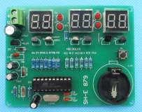 Набор для самостоятельной сборки электронных часов на базе  AT89C2051 SH-E 879