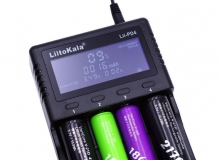 Зарядное устройство LiitoKala PD4 для 1-4 аккумуляторов Li-Ion, Li-Pol, LiFePo4, Ni-MH/Cd типа A, AA, AAA, 18650, 14500 и т.д. с питанием от AC 110-240В или DC 12В